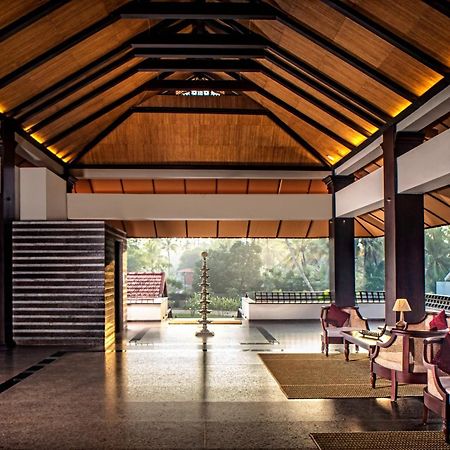 Niraamaya Wellness Retreats Backwaters And Beyond Kumarakom Esterno foto