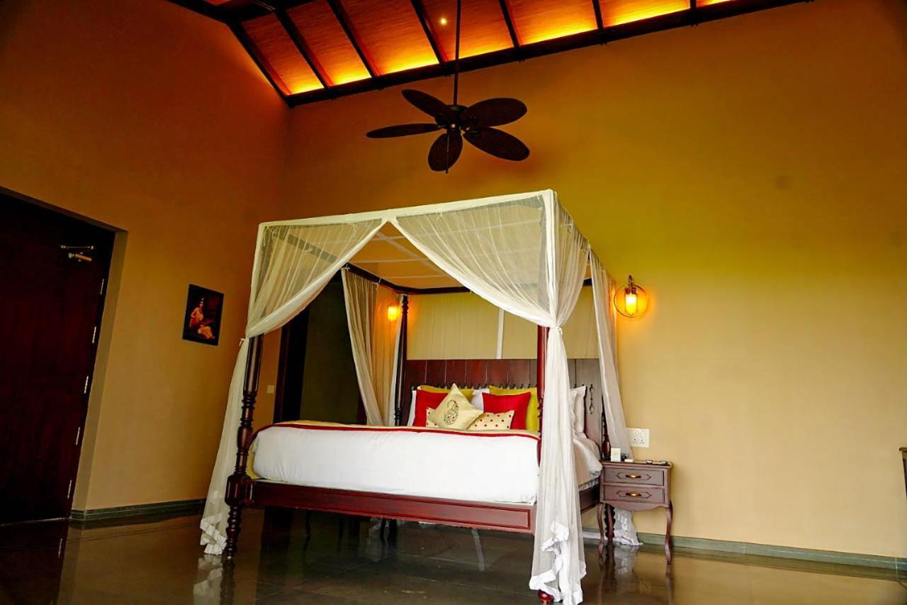 Niraamaya Wellness Retreats Backwaters And Beyond Kumarakom Esterno foto