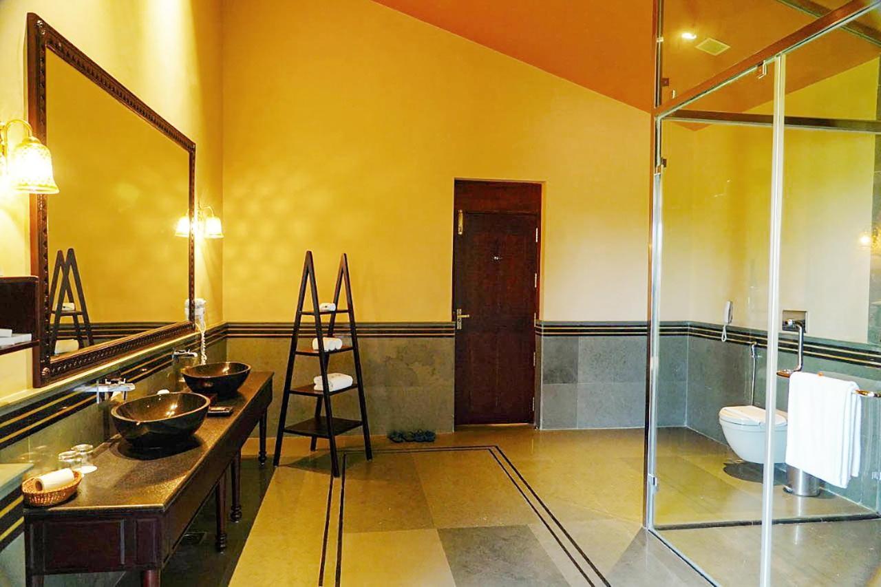 Niraamaya Wellness Retreats Backwaters And Beyond Kumarakom Esterno foto